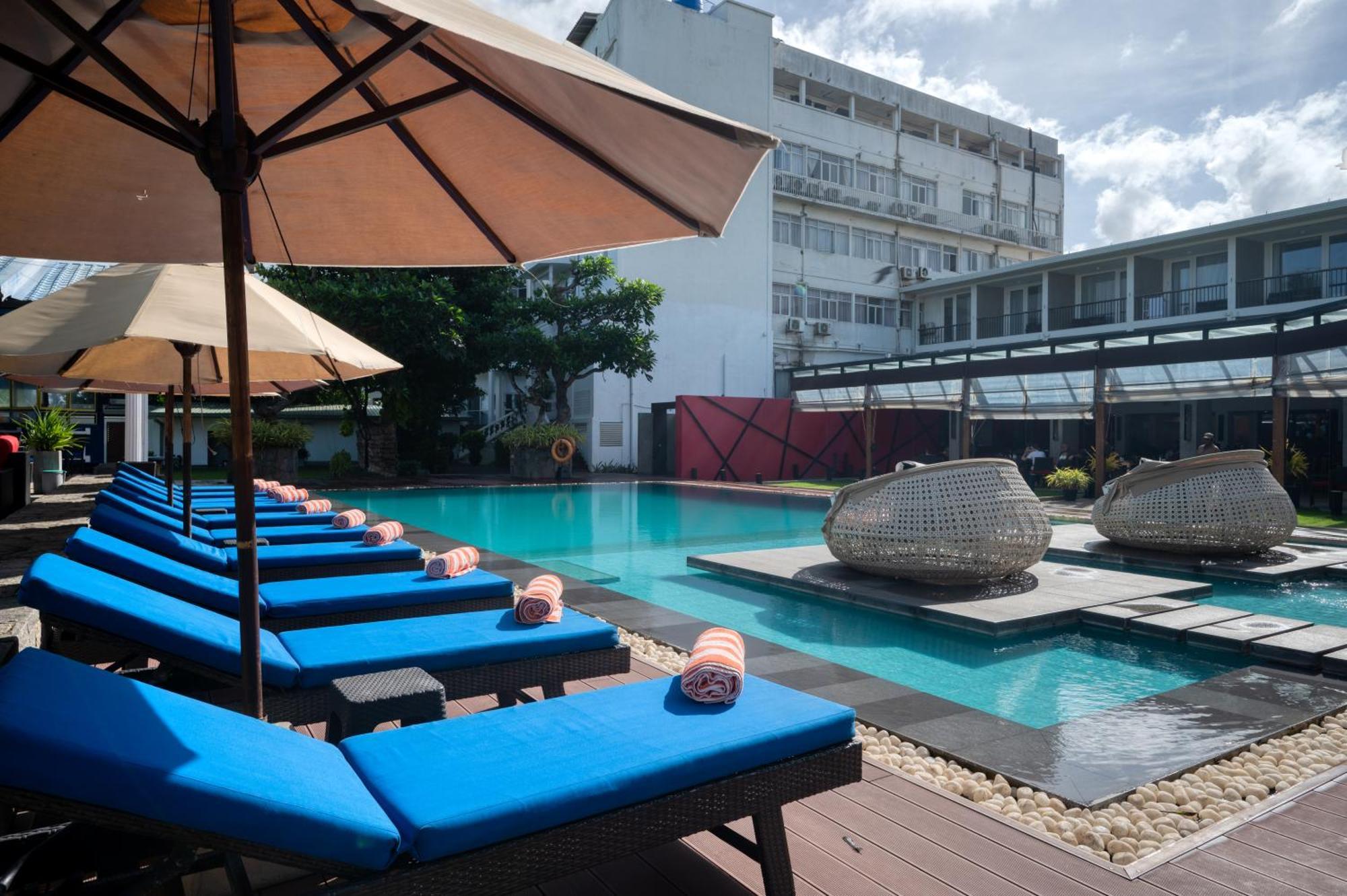 Camelot Beach Hotel Negombo Kültér fotó